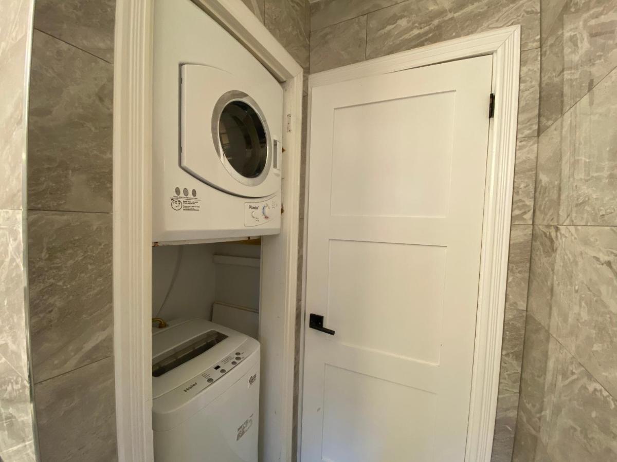 Yonge And Finch Subway !Q Spacious & Quiet Private Bdr With Shared Bathroom Торонто Экстерьер фото